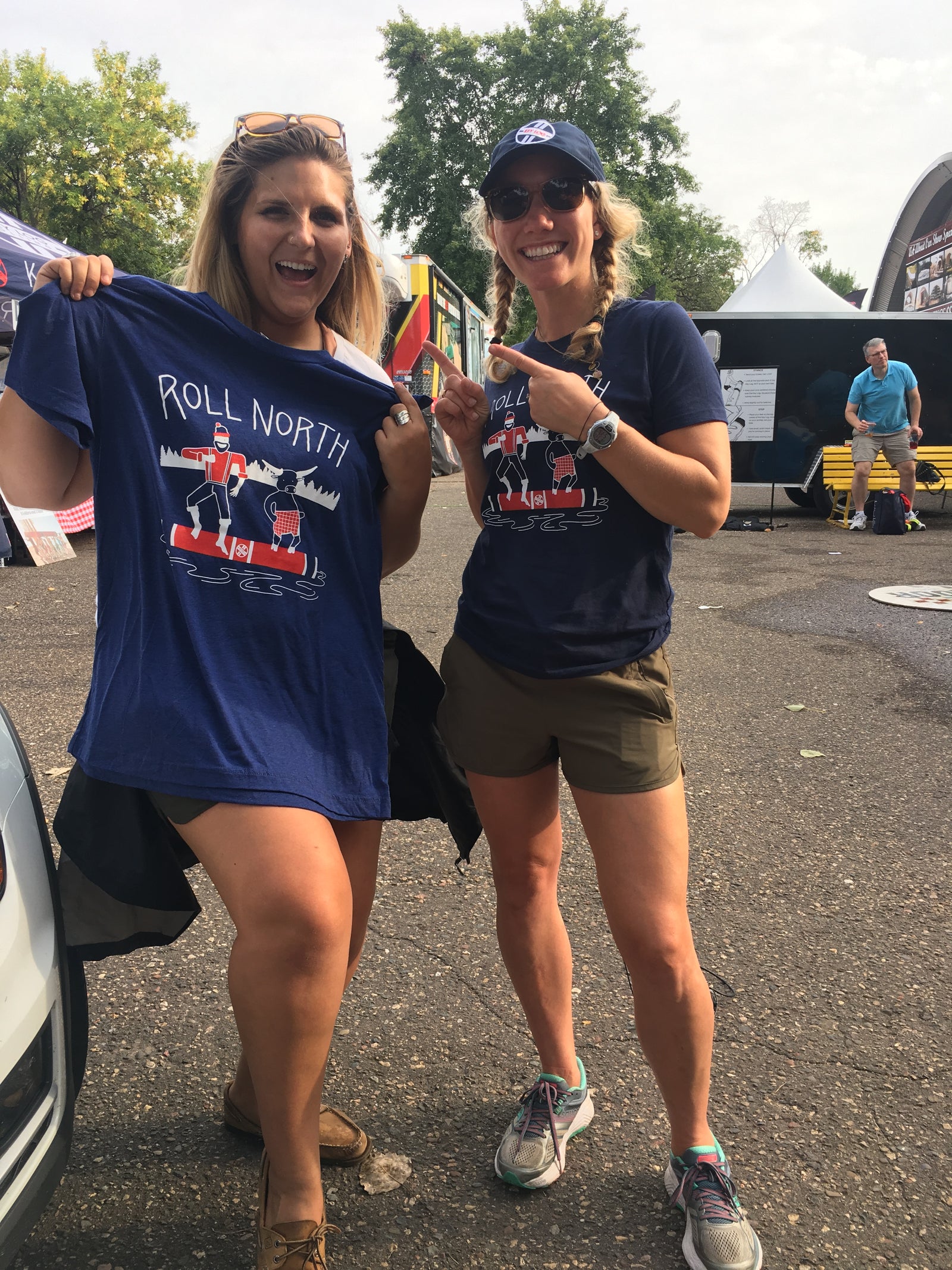 Roll North Tee - Key Log Rolling